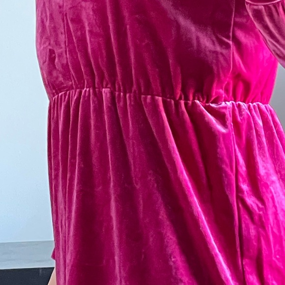 Beautiful Velour Midi Dress - Picture 8 of 15